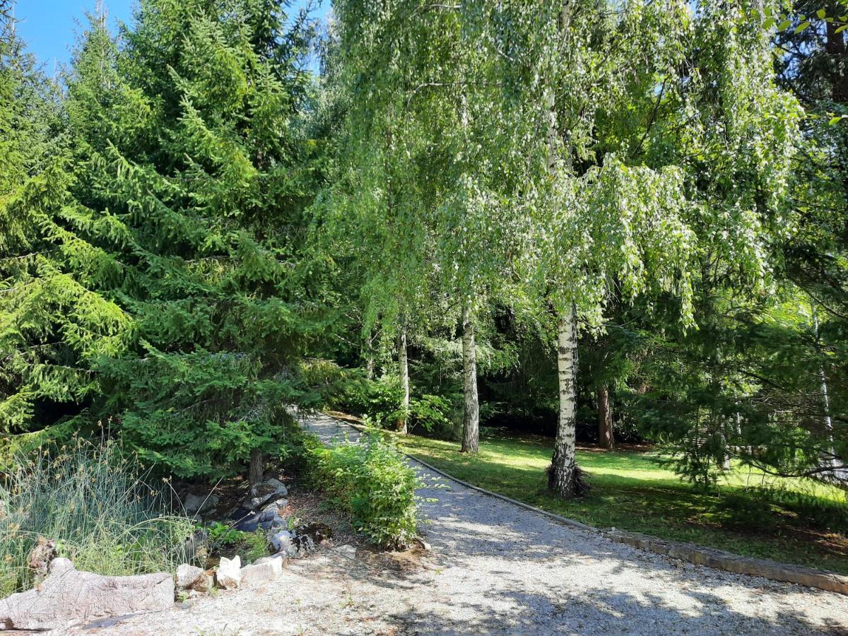 Pocitniska Hisa Parkfield Dragovan Metlika Buitenkant foto